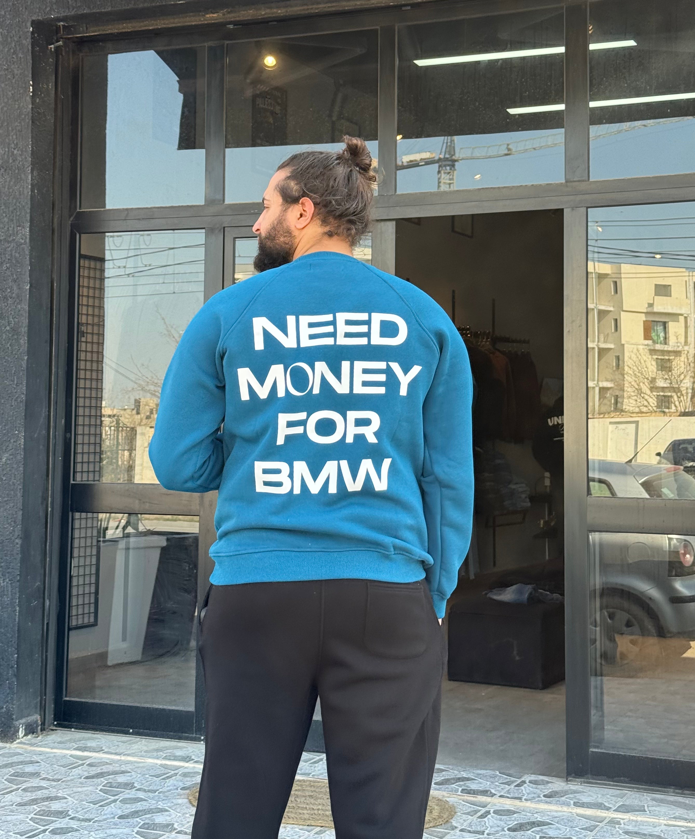 T-Shirt need money for BMW bleu